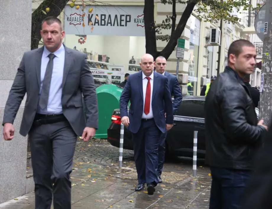 Иван Гешев се защити по скандал с член на ВСС: И "Добър ден" да ѝ бях казал, щеше да го види като заплаха