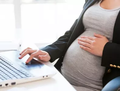 До края на пандемията в РС Македония бременните жени няма да ходят на работа 