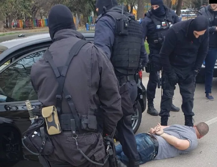 Заловиха в София мъж, откраднал багер от Бургас (СНИМКИ)