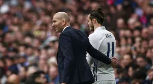 Един от играчите на Реал Мадрид си е тръгнал от стадиона преди края на снощния мач (ВИДЕО)