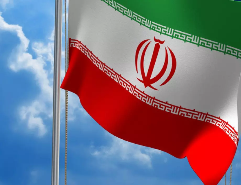 Техеран: Иран остава в ядрената сделка 
