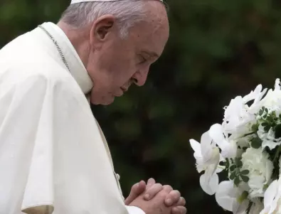 Папа Франциск: Всеки ден на войната влошава положението на всички
