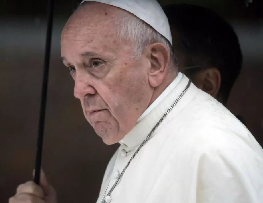 Ватиканът: Великденските празници ще са без поклонници на литургиите
