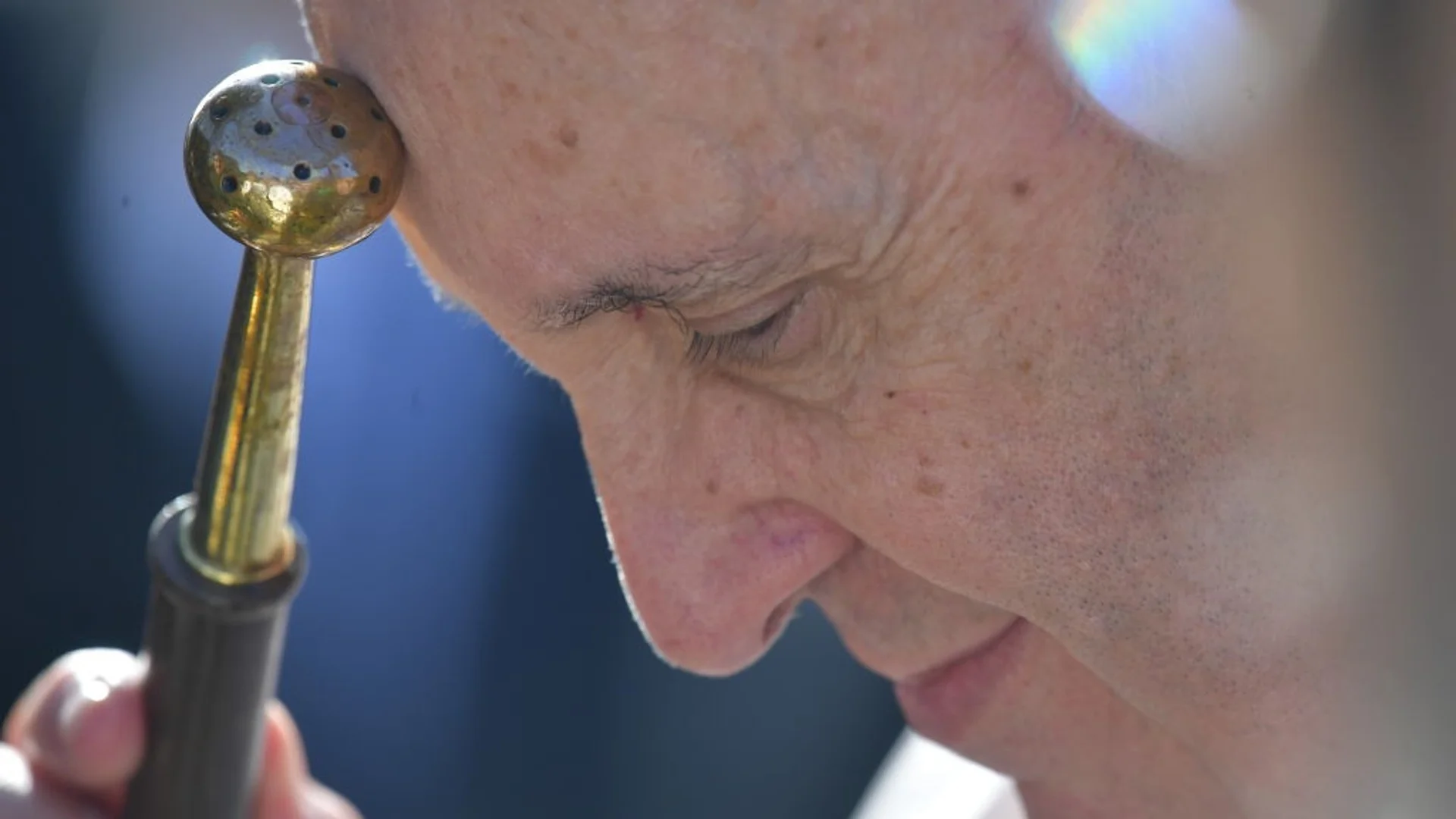 Папа Франциск: Не ме отхвърляйте на стари години