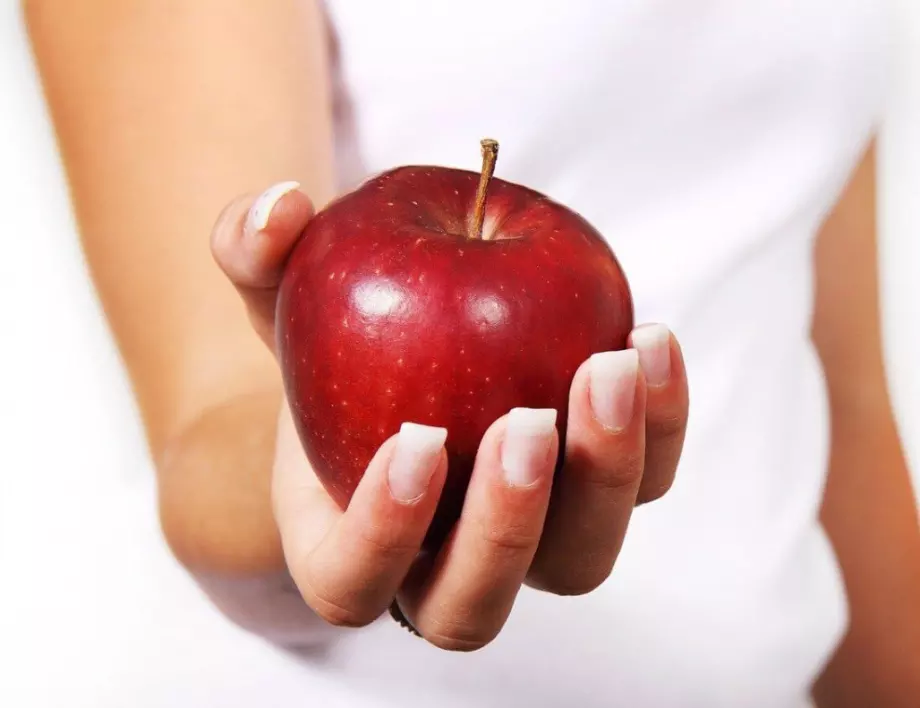 Какво ще се случи с тялото ви, ако ядете по 1 ябълка всеки ден?