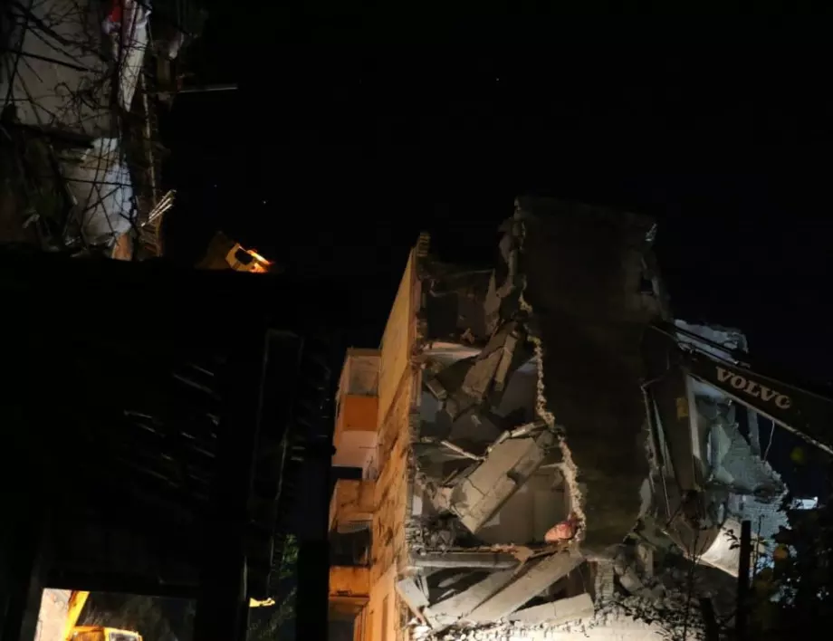 Една година след катастрофалното земетресение в Албания 