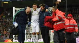 {{ otherArticle[0].article.title }}