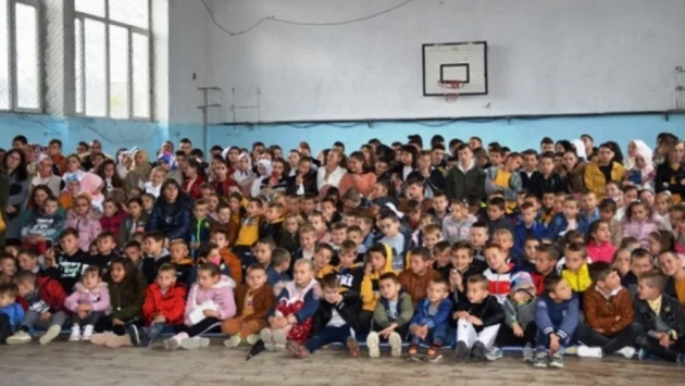 Училище за „бездомните“ класове ще строят в Рибново (СНИМКИ)