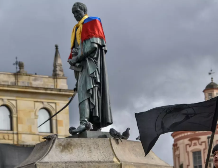 Колумбия: Правителството и бунтовниците удължиха примирието 