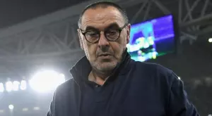 Маурицио Сари с шокиращо разкритие: Феновете на Фейенорд ни замеряха с урина 