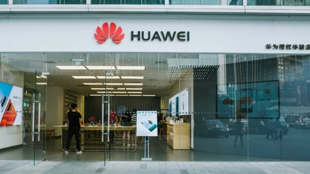 САЩ притискат Лондон да се откаже от Huawei