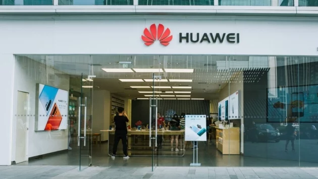 Huawei обвини САЩ в политическо преследване 