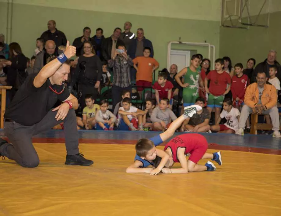 160 деца ще участват в най-стария турнир по борба в Стара Загора