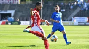 {{ otherArticle[0].article.title }}