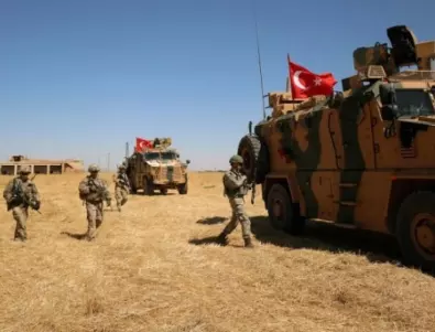 Турската армия с нов залп срещу терористите от ПКК в Северна Сирия (ВИДЕО)