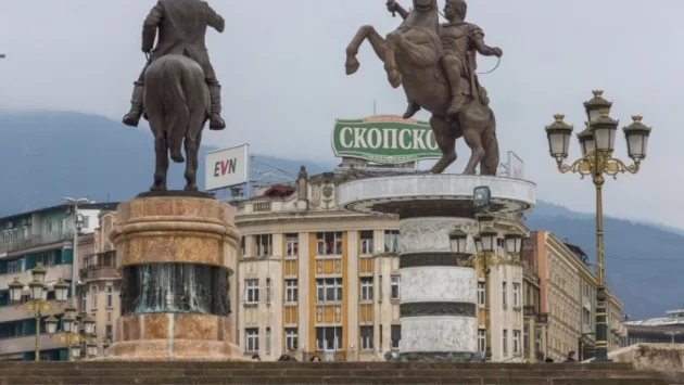 Увеличението на болните от коронавирус в Северна Македония продължава