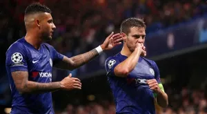 {{ otherArticle[0].article.title }}