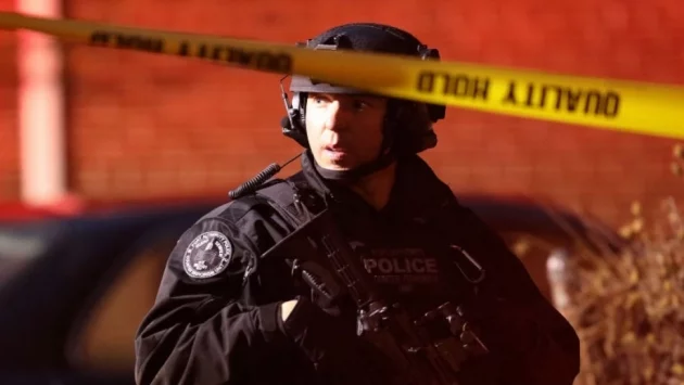 Престрелка в Ню Йорк - с убит полицай, ранени негови колеги и стотици изстреляни патрони
