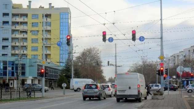 Затварят две кръстовища на основен пловдивски булевард