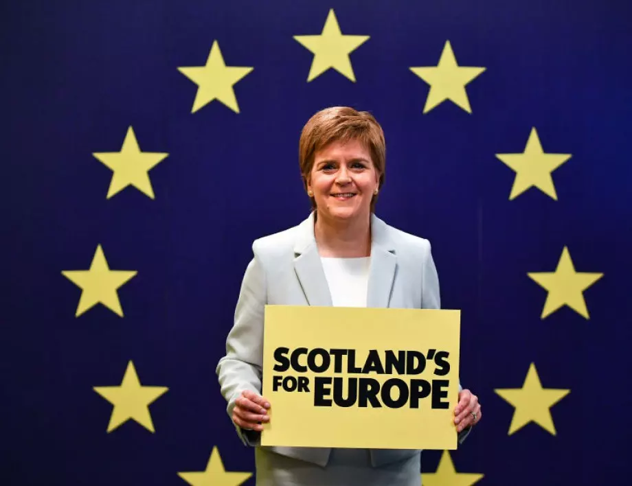 Шотландският парламент гласува в подкрепа на нов референдум 