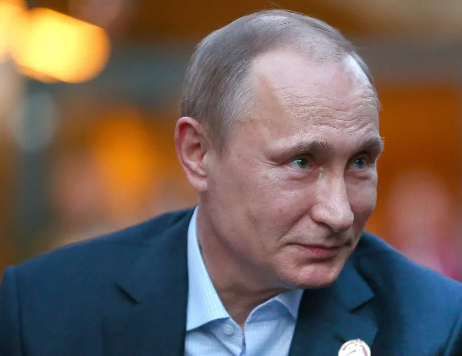 Путин на 69 г.: Как е отбелязвал рождения си ден руският президент през годините?