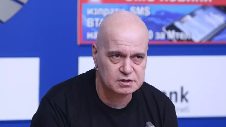 Слави Трифонов: Вчера Бойко Борисов си призна, че е излъгал, а днес разказа нов тъп виц