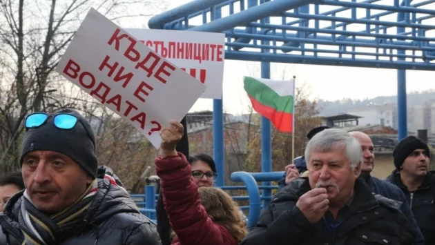 Задържаха бившия управител на ВиК Перник