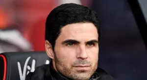 {{ otherArticle[0].article.title }}