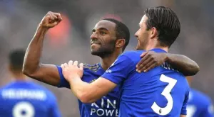 {{ otherArticle[0].article.title }}