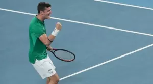 {{ otherArticle[0].article.title }}