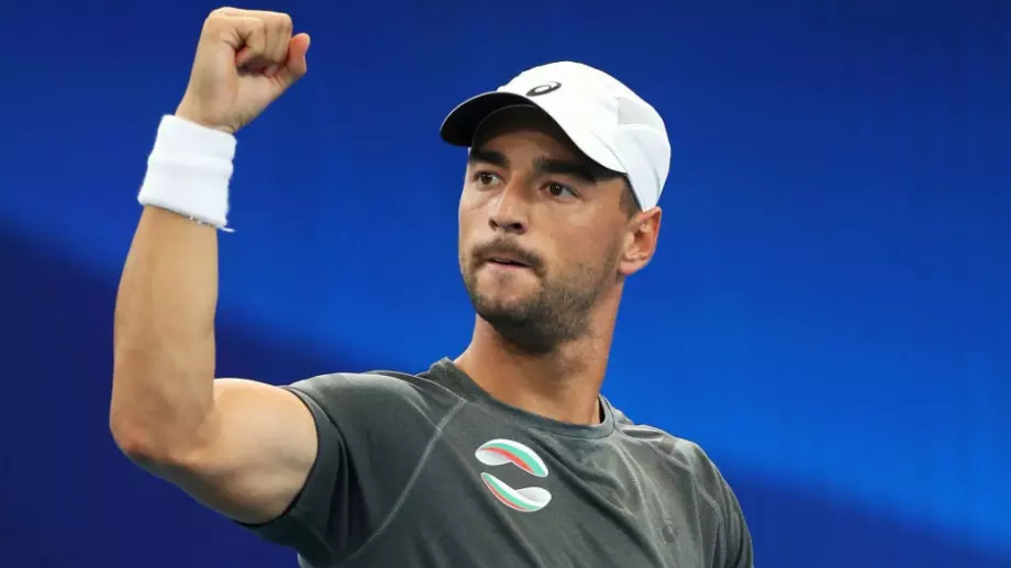 Българският тенисист Димитър Кузманов спечели титлата на демонстративния турнир в Ливърпул