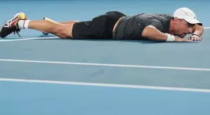 {{ otherArticle[0].article.title }}