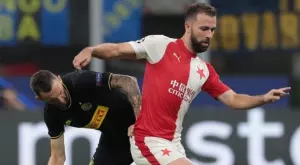 {{ otherArticle[0].article.title }}