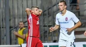 {{ otherArticle[0].article.title }}