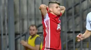 {{ otherArticle[0].article.title }}