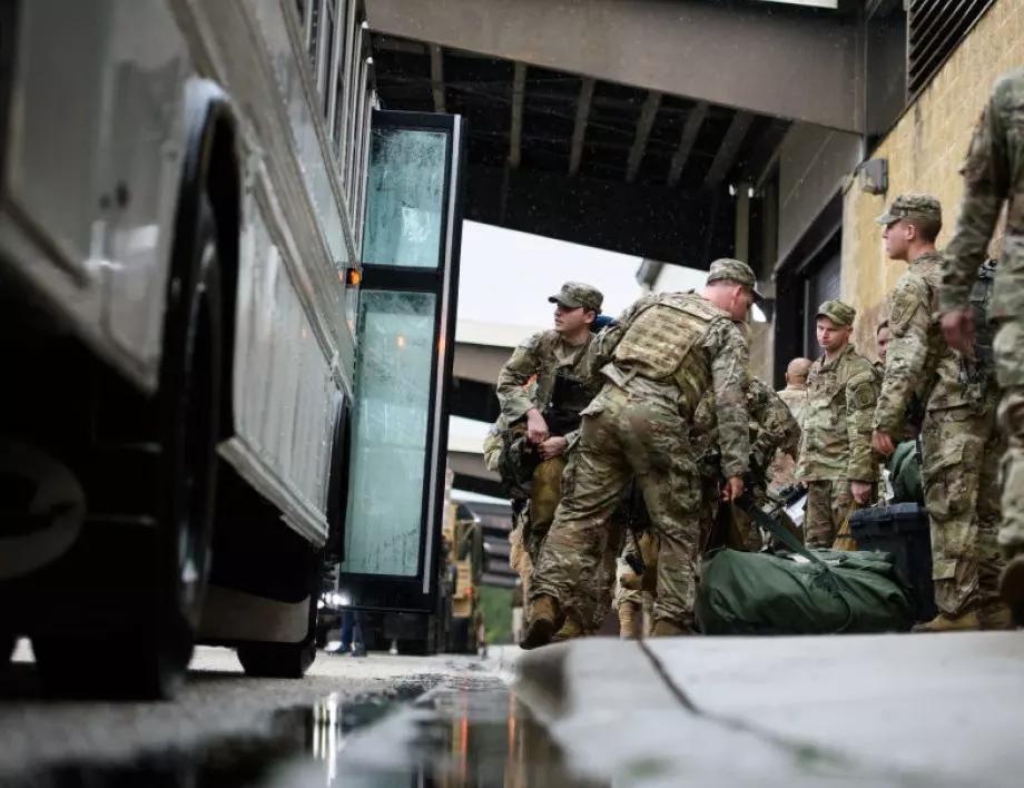 САЩ няма да разширяват програмата си за подготовка на украински воиници 