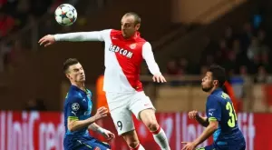 ВИДЕО: Когато Димитър Бербатов показа магията си на Монако и Франция