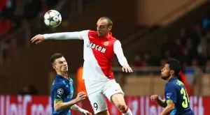 Под хит на Азис: Бивш отбор на Димитър Бербатов припомни велик негов гол (ВИДЕО)