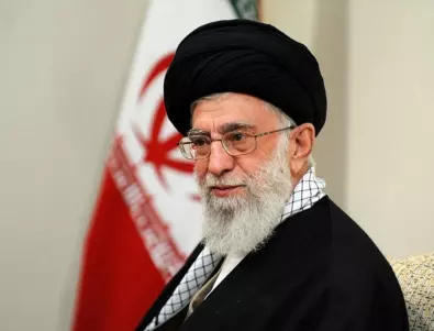 Племенникът на Аятолах Хаменей: Революцията се оказа по-силна от кръвта