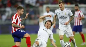Атлетико отново се пропука при дузпите и "подари" Суперкупата на Реал Мадрид