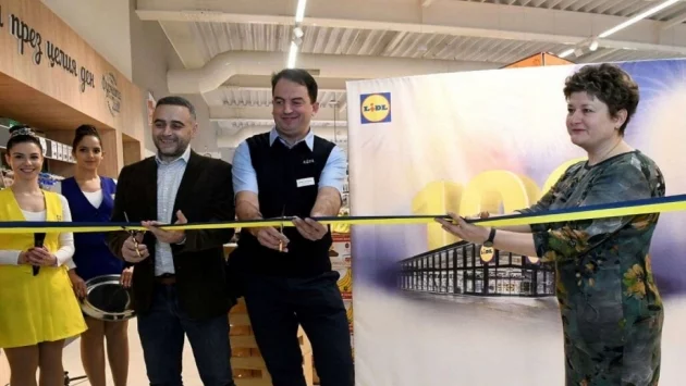 Lidl откри 100-тния си магазин в България