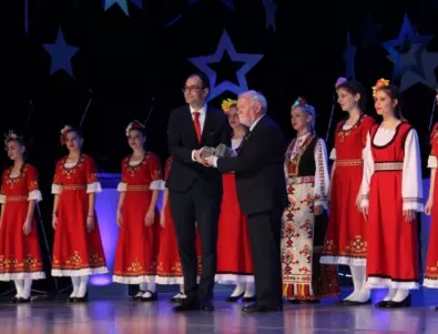 Пловдив предаде щафетата на следващите европейски столици на културата (СНИМКИ)