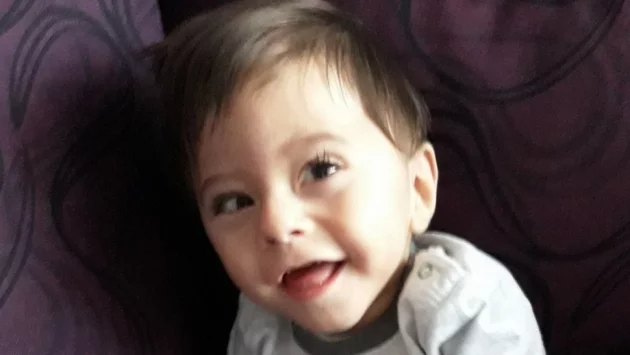 Малкият герой Ангел от Шумен има нужда от помощ, за да пребори две тежки заболявания 