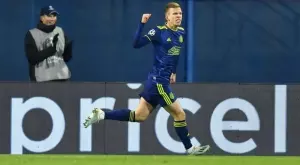 {{ otherArticle[0].article.title }}