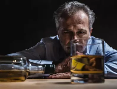 Учените откриха как точно алкохолът вреди на мозъка