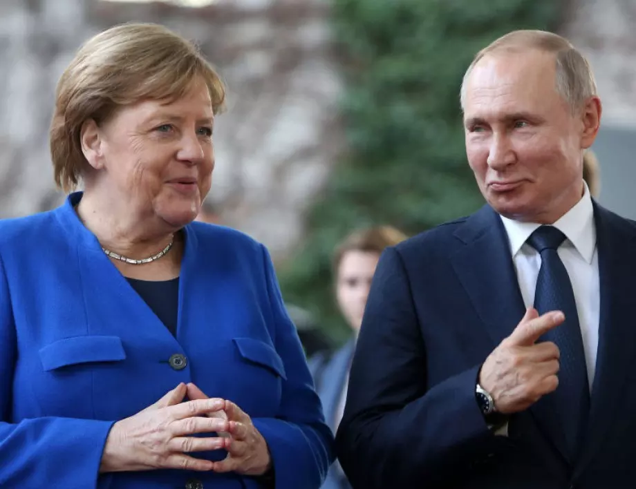 В телефонен разговор с Меркел Путин обвини Украйна в провокации