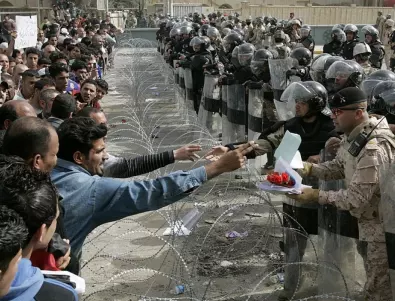 Сблъсъци на демонстранти и полиция в Багдад 