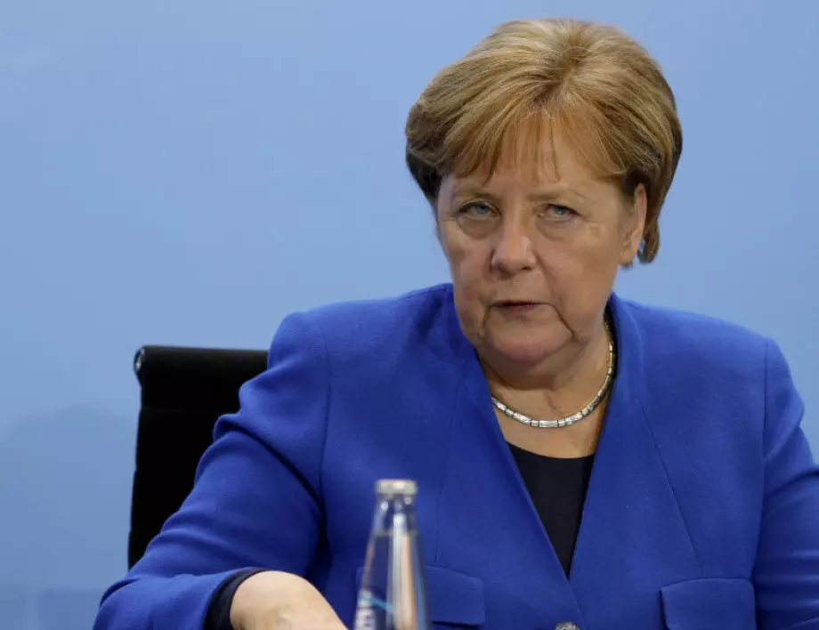 Меркел ще ускори началото на преговори със Северна Македония и Албания 