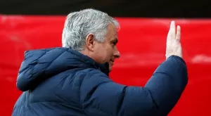 ВИДЕО: С Моуриньо никога не е скучно, намери как да се пошегува със забрана заради коронавируса