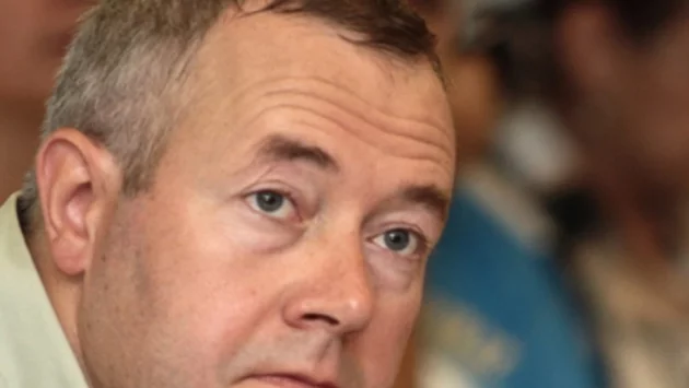 Ясно е, че това нещо не се лекува с един литър ракия